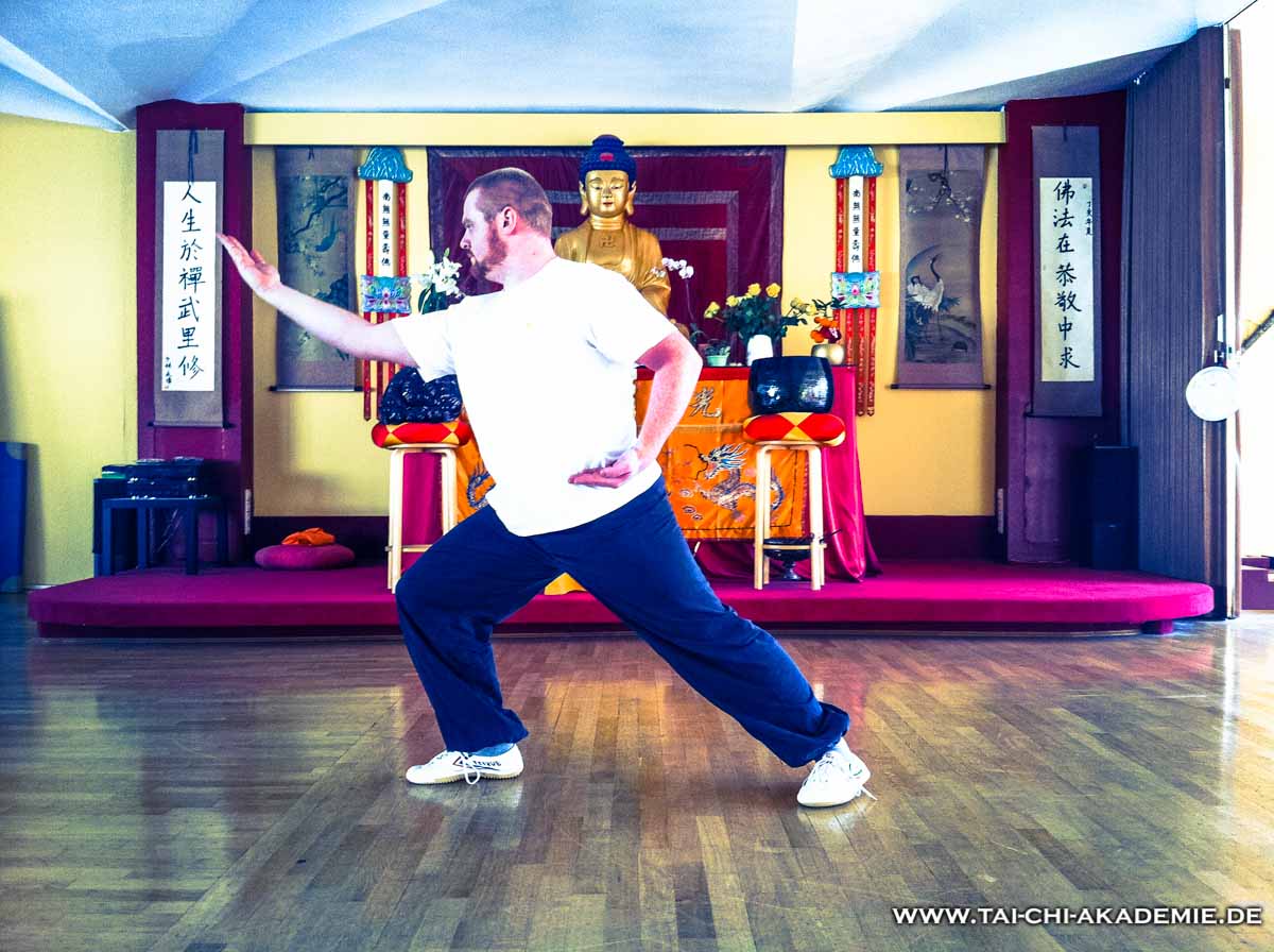 Kay Wicke beim Shaolin Qi Gong in der Buddhahalle